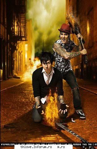A7x - ^^Sk8er Girl_<3 A7x^^ - M O R E  B A N D S