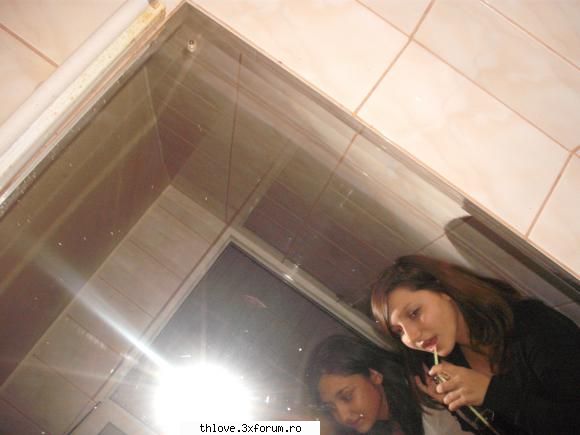 Brookelle - bineinteles ... adormita .. nici sa beau suc (la - ME &I