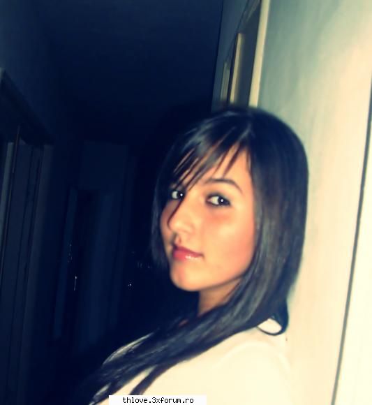 CooKie:* - Si asta e ultima pe care o mai am in pc:(... >;d - ME &I