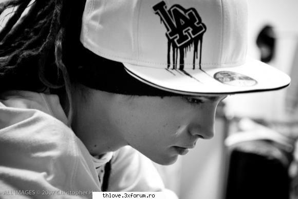 Cum i-ati cunoscut pe baietii de la TH? :> - cum i-ati cunoskut? :D - TOKIO HOTEL