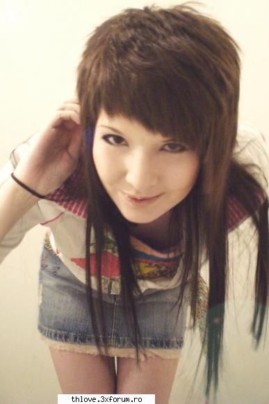 Emilia C-R - ms ms:)) mda..yo le am dup myspace ei - [E][M][O]