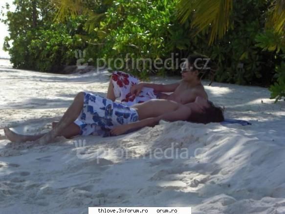 Gemenii in vacantza...^^ - o sa pun poze mai multe da mai deseara - KAULITZ TWINS