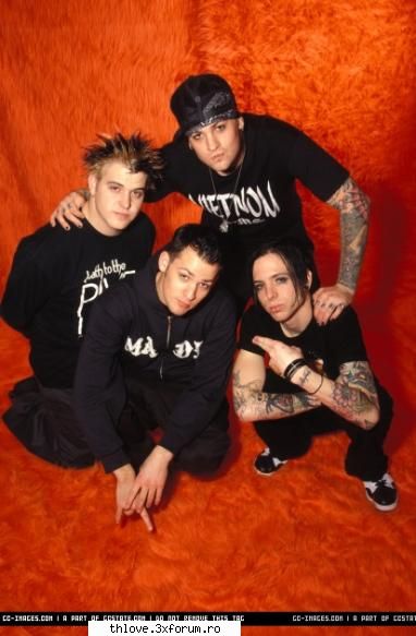 Good Charlotte - ^^Sk8er Girl_<3 A7x^^ - M O R E  B A N D S