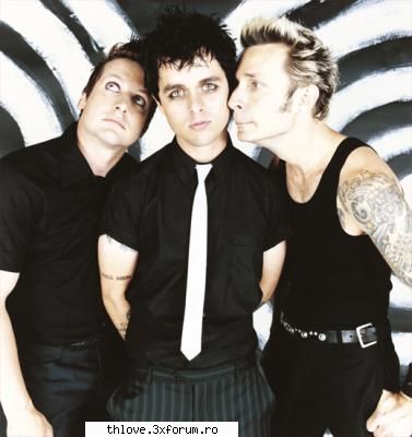 Green Day - Green Day este o formaţie rock - M O R E  B A N D S