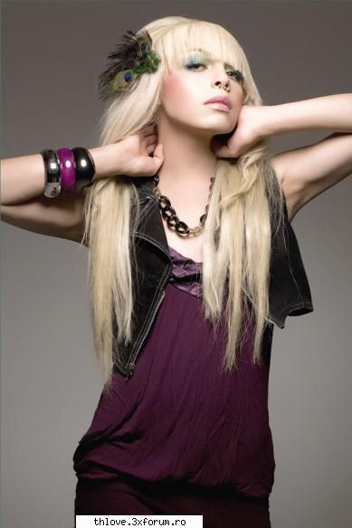 Izzy Hilton - ஐ� �ε�ε �ஐ - [E][M][O]