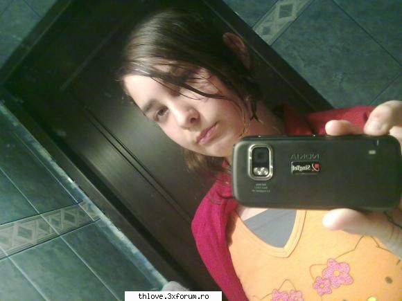 Just I ... MusikEngel :X:D:) - ce ma amuza poza asta - ME &I