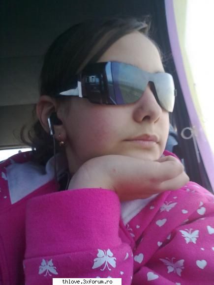Just I ... MusikEngel :X:D:) - y preferata mhea ... iubesc,ador poza asta:X - ME &I