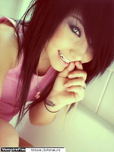 !..MisS..u..! - Candy ei murisera knd ea avea 12 ani.singura pe - A R H I V AF A N F I C