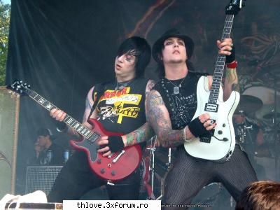 -Nota pentru poza- - ^^Sk8er Girl_<3 A7x^^ - GAMES