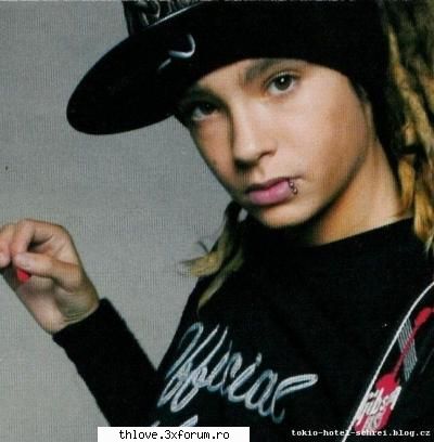 Notele Lui Tom - Ca orice elev...si note bune & rele :D - T O M  K A U L I T Z