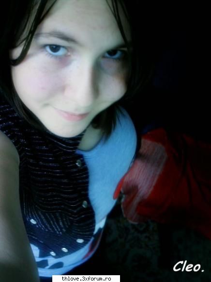 O gaza pierduta:)) - Asa e Stam aproape Si pe vio o cunoastem de pe - ME &I