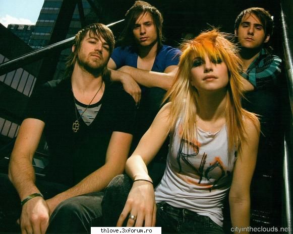 Paramore - �� CядZy●AиG3l �� - M O R E  B A N D S
