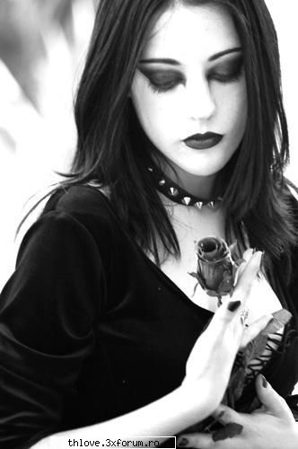 Photos - ^^Sk8er Girl_<3 A7x^^ - [G][O][T][H]