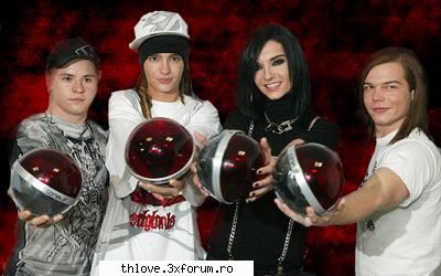 Tokio Hotel si Miley Cyrus. - nu ai ce sa fe faki unele s-au nascut cu - TOKIO HOTEL