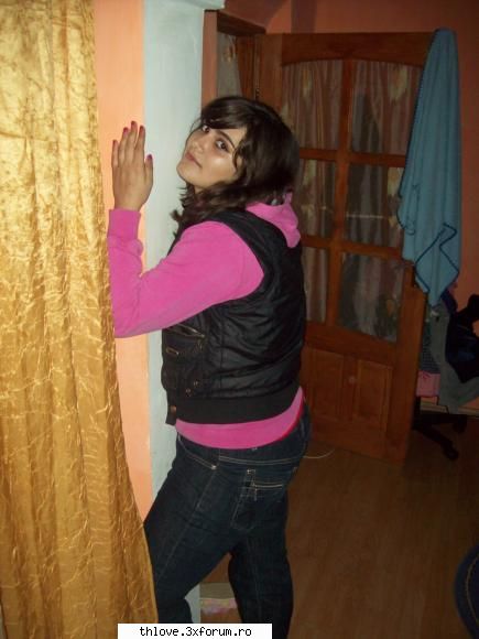 YoYo lollipop dulce de tot :] - am apasat din greseala "Submit" :]] si - ME &I