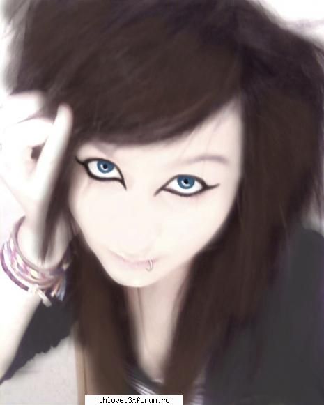 Ziza [O_o] - Chris - ME &I