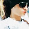 bombe - oooh..astyea par a fi S.F. uri ..dar nu ma mir - T O M  K A U L I T Z