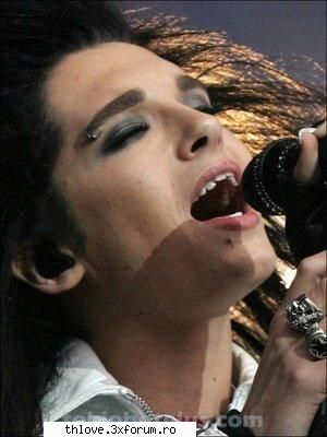 faze dure tokio hotel :)) - so vad dau exeplu ji pune fiekre ce vrea B ...ah - CAFENEA