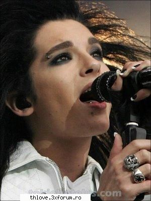 faze dure tokio hotel :)) - B lieebeee dichh..ah ce bun is la serenade - CAFENEA