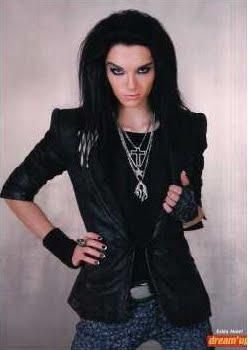 faze dure tokio hotel :)) - B: Mai dau asa putin? Sa mi se vada si pirsul din - CAFENEA