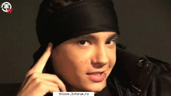faze dure tokio hotel :)) - Pai,daca te'ai dat de gol,de ce nu te'ai dat de - CAFENEA