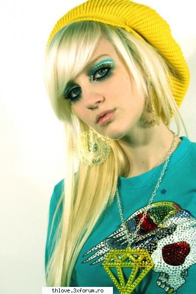 kiki kannibal - poza asta a fost si in cool girl - [E][M][O]