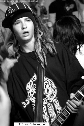 poze cu tom - ^^Sk8er Girl_<3 A7x^^ - T O M  K A U L I T Z