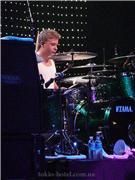 poze th noi de la un concert recent:D - ♫NǾi�y۞M�LǾdy♫ - TOKIO HOTEL